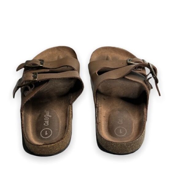 3/$15 or 5/$20 Girl’s Cat & Jack size 1 slip on footbed sandals - Picture 6 of 6